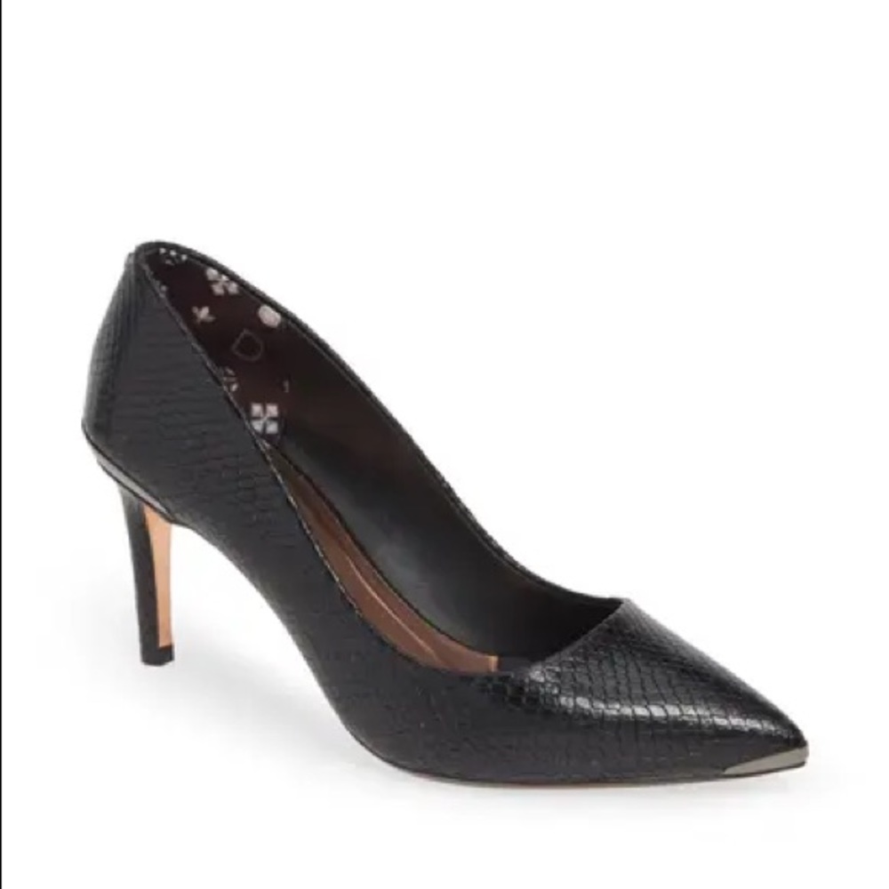 Ted Baker London Wishiry Pump in Black Snake